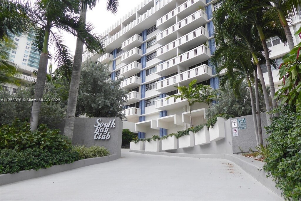 800 W Ave Unit 528, Miami Beach, FL 33139 - view of building lobby