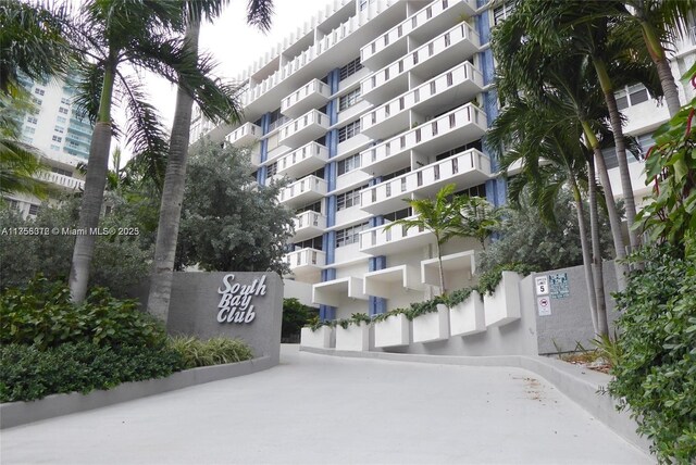 800 W Ave Unit 528, Miami Beach, FL 33139 - view of building lobby