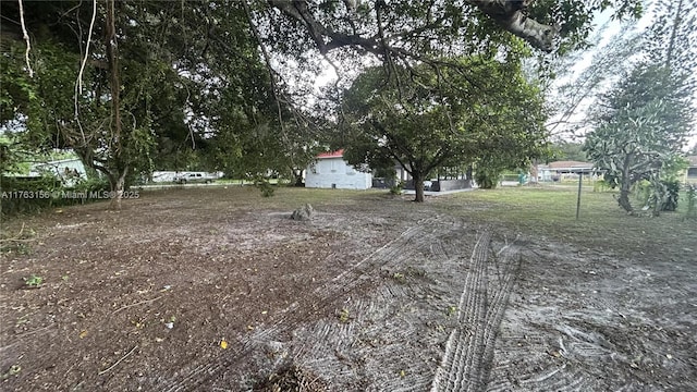 205 Seaman Ave, Opa-Locka, FL 33054 - view of yard