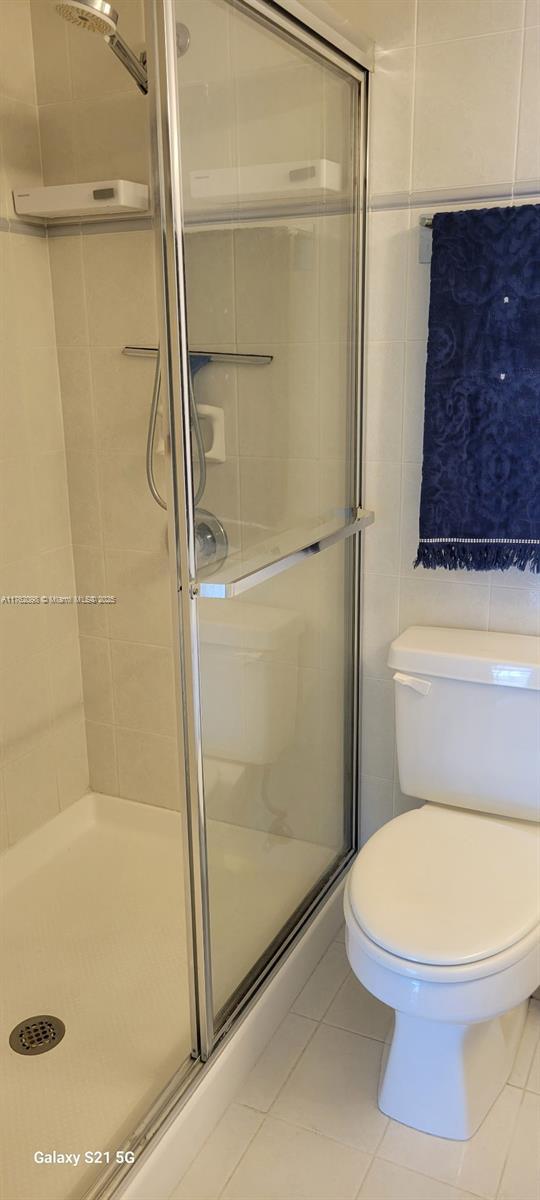 2655 Collins Ave Unit 1906, Miami Beach, FL 33140 - photo 13