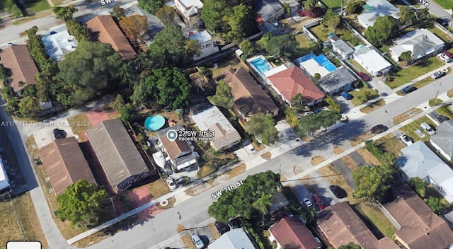 drone / aerial view featuring a residential view