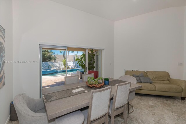 19922 NW 88th Ave, Hialeah, FL 33018 - dining area with a high ceiling