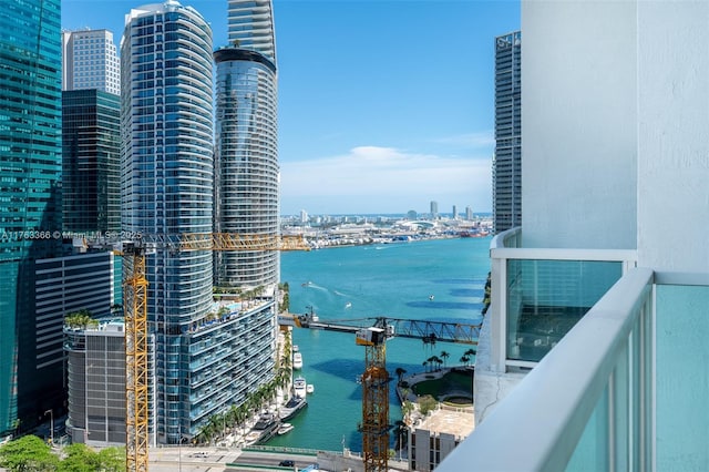 41 SE 5th St Unit 1815, Miami, FL 33131 - water view featuring nearby urban area