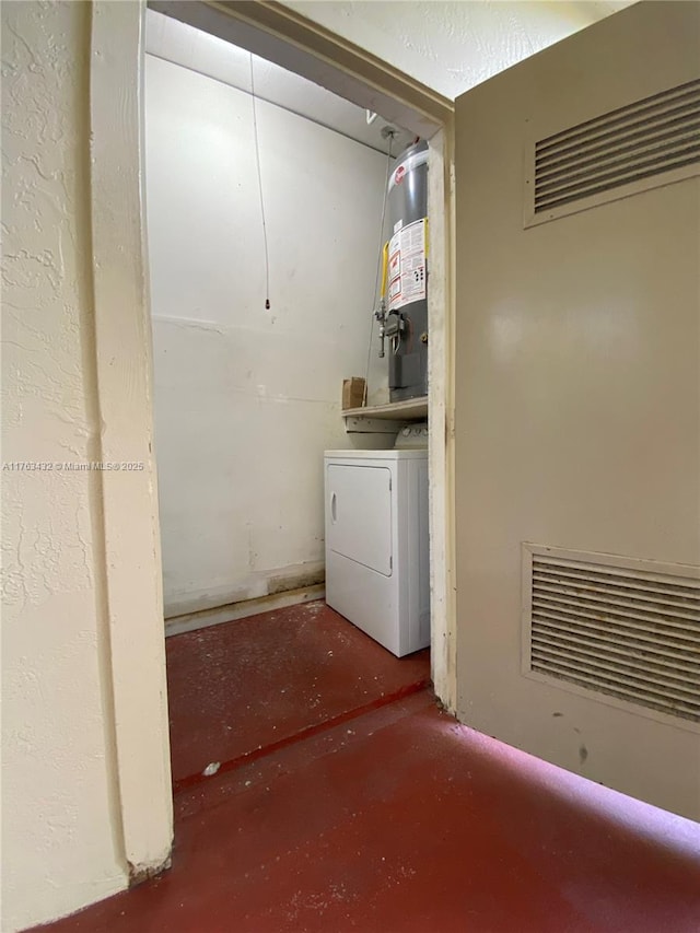 washroom with washer / dryer and laundry area