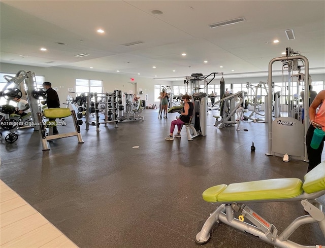 workout area with visible vents and recessed lighting