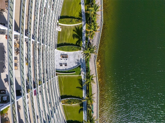 bird's eye view featuring a water view