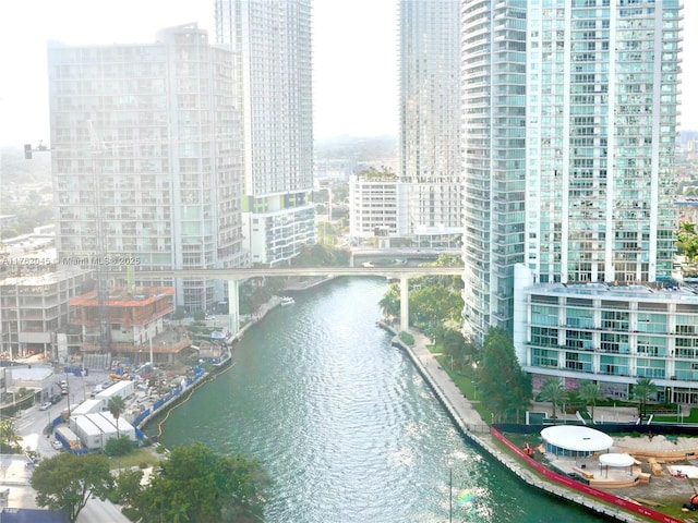 view of water feature featuring a view of city