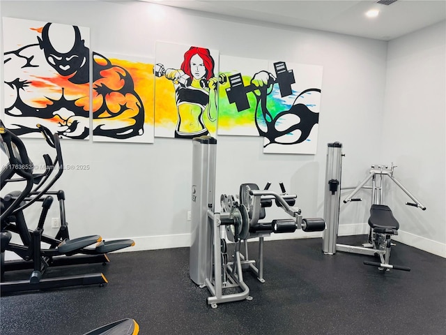 19555 E Country Club Dr Unit 8108, Aventura, FL 33180 - exercise room featuring baseboards