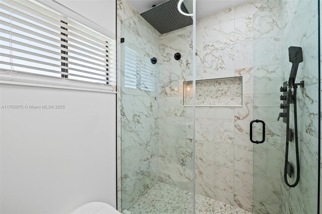 2395 SE 6th St, Pompano Beach, FL 33062 - full bath featuring a shower stall