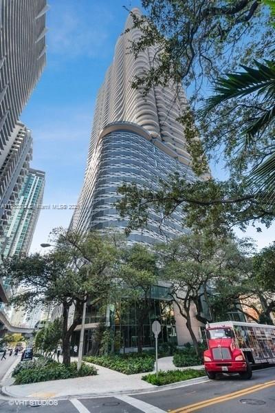 1000 Brickell Plz Unit 4110, Miami, FL 33131 - photo 1