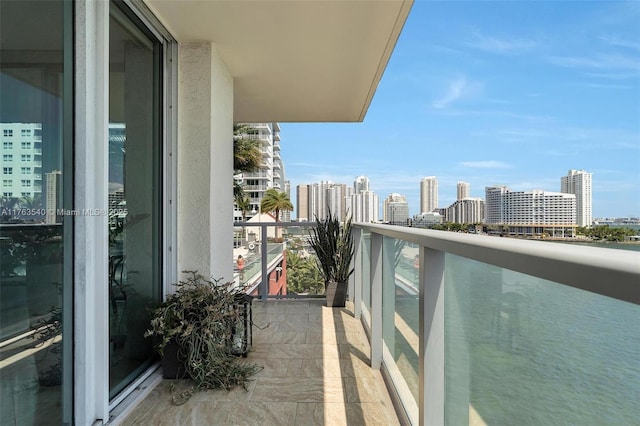 balcony featuring a city view