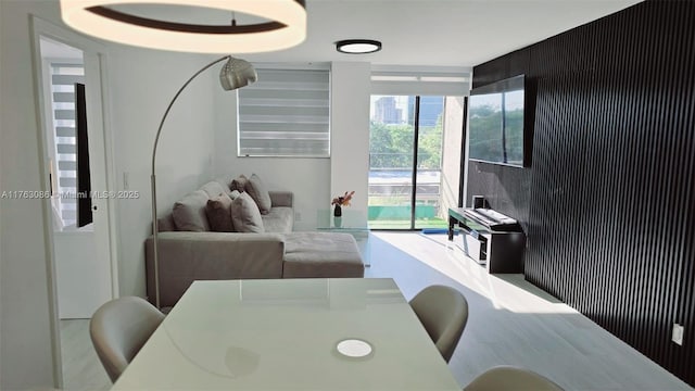 2821 N Miami Beach Blvd Unit 4F, North Miami Beach, FL 33160 - view of dining room