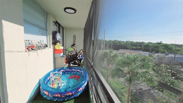 2821 N Miami Beach Blvd Unit 4F, North Miami Beach, FL 33160 - detailed view of stucco siding