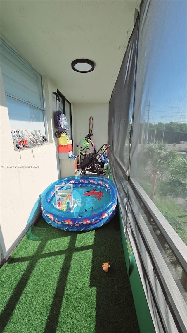 2821 N Miami Beach Blvd Unit 4F, North Miami Beach, FL 33160 - view of sunroom