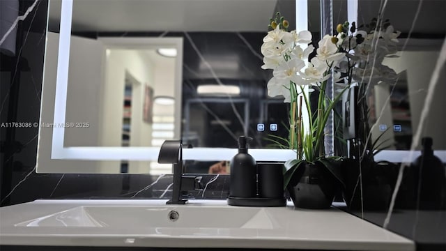2821 N Miami Beach Blvd Unit 4F, North Miami Beach, FL 33160 - bathroom view