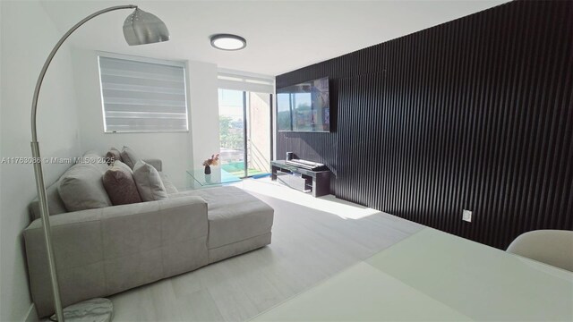 2821 N Miami Beach Blvd Unit 4F, North Miami Beach, FL 33160 - view of living room