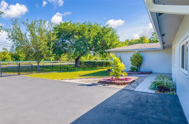 13390 SW 26th St, Davie, FL 33325 - photo 3