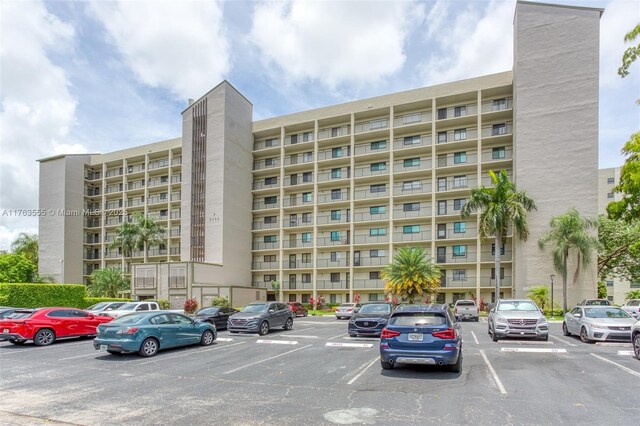 2205 S Cypress Bend Dr Unit 604, Pompano Beach, FL 33069 - photo 35