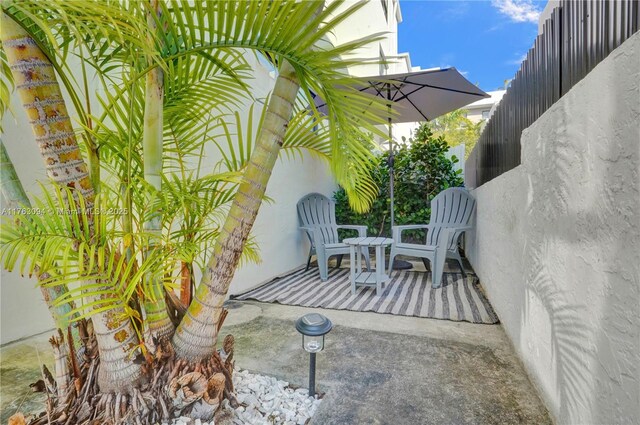 619 Euclid Ave Unit 1B, Miami Beach, FL 33139 - view of patio