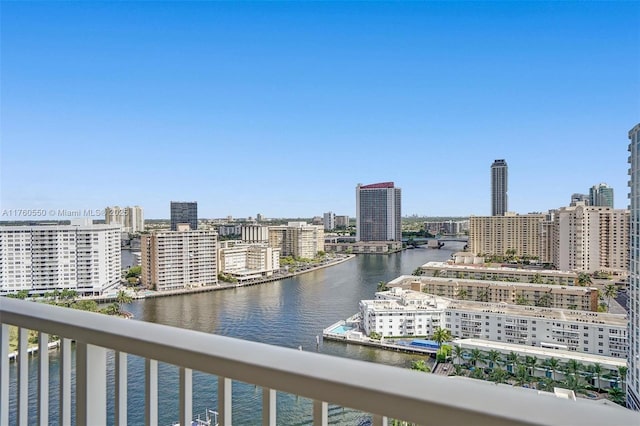 water view featuring a city view