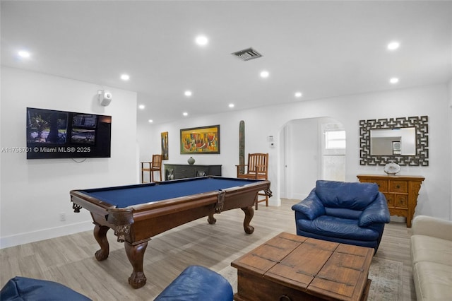 playroom with arched walkways, visible vents, recessed lighting, and pool table