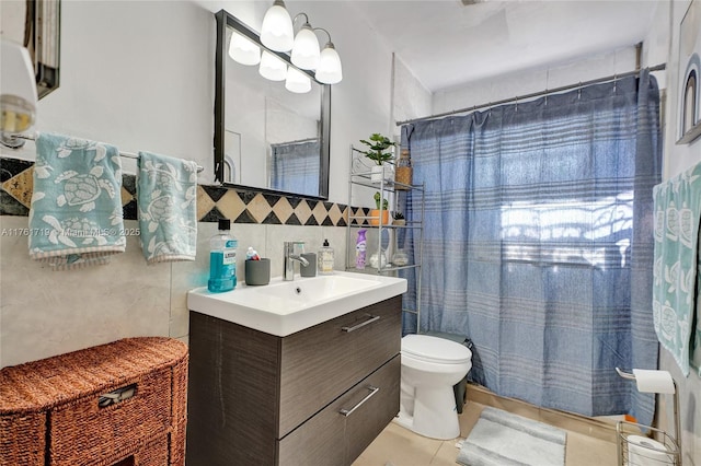 full bathroom featuring vanity, curtained shower, tile walls, toilet, and backsplash