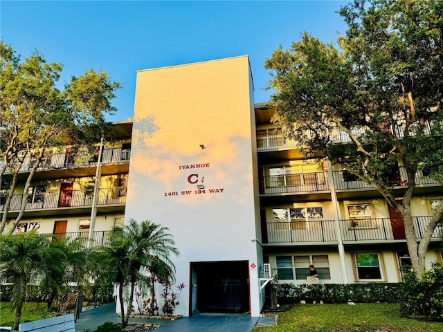 1401 SW 134th Way Unit 413C, Pembroke Pines, FL 33027 - photo 2