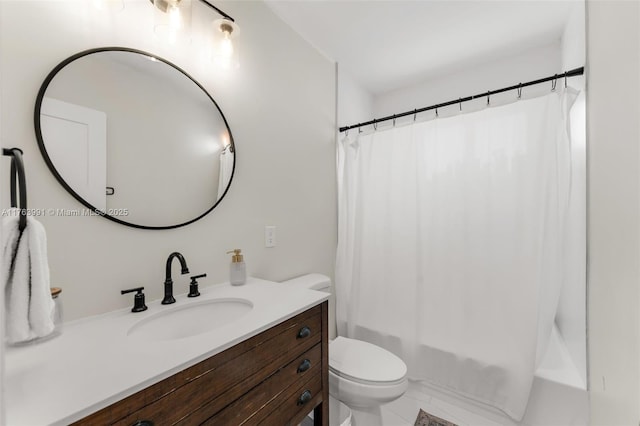 bathroom with vanity, toilet, and shower / tub combo with curtain