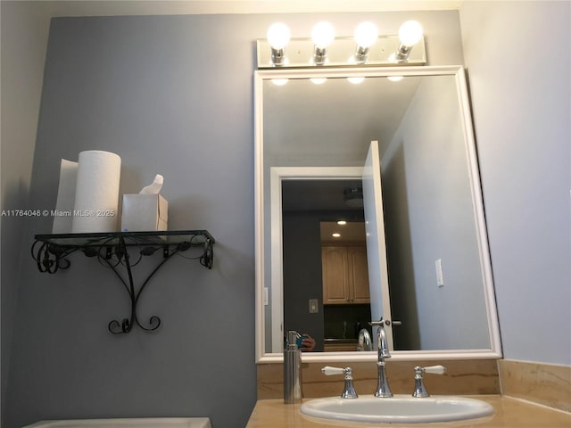 bathroom featuring a sink