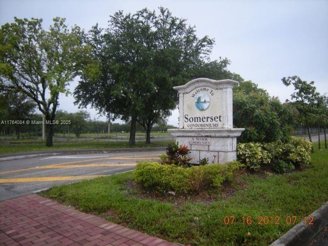 2850 Somerset Dr Unit 105L, Lauderdale Lakes, FL 33311 - view of community sign