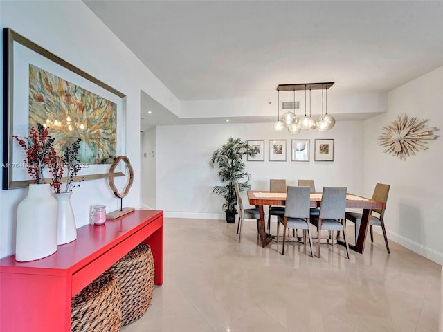 dining room featuring recessed lighting, visible vents, and baseboards