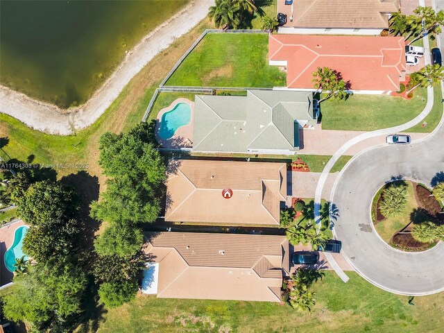 84 Belle Grove Ln, Royal Palm Beach, FL 33411 - bird's eye view of a pool area