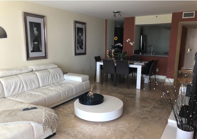 555 NE 15th St Unit 28J, Miami, FL 33132 - view of living area