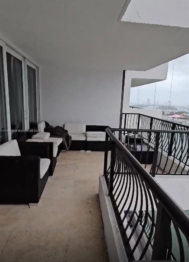 555 NE 15th St Unit 28J, Miami, FL 33132 - view of balcony