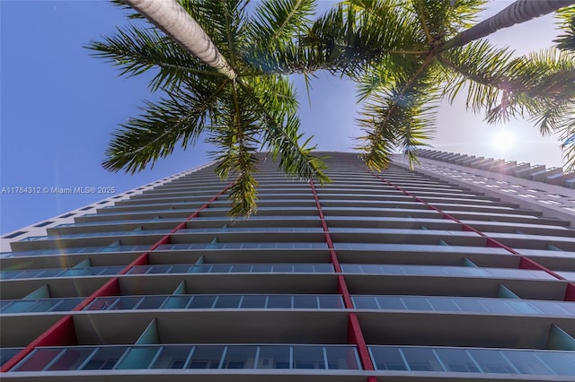 2602 E Hallandale Beach Blvd Unit R3004, Hallandale Beach, FL 33009 - view of building exterior