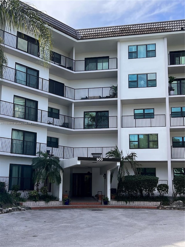 view of building exterior