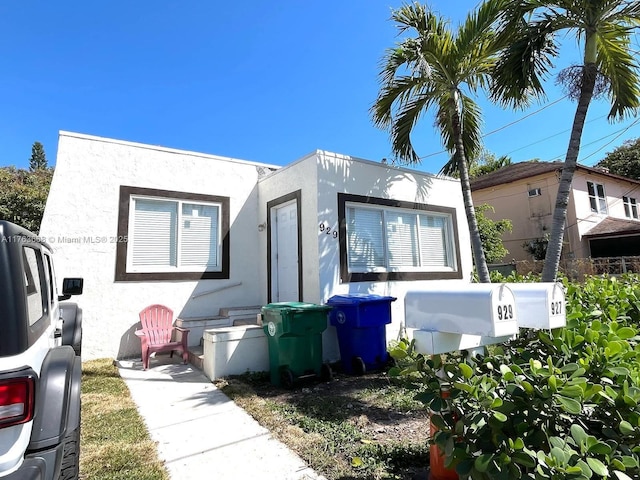 929 SW 12th Ave, Miami, FL 33130 - view of front of property with stucco siding