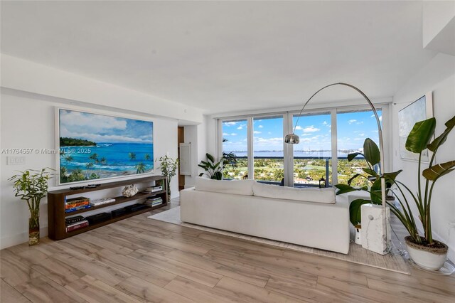 5900 Collins Ave Unit 2205/06, Miami Beach, FL 33140 - photo 4