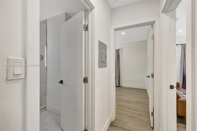 843 SW 20th St, Fort Lauderdale, FL 33315 - hall featuring recessed lighting, light wood-style flooring, and baseboards