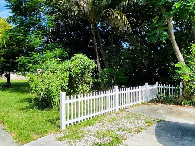 1309 N 24th Ave, Hollywood, FL 33020 - photo 16