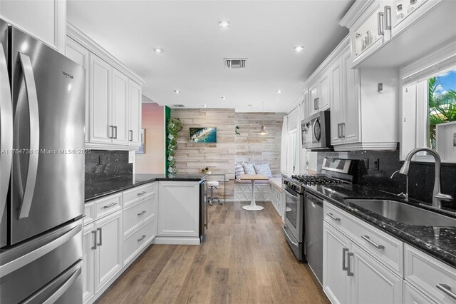 7770 Hawthorne Ave, Miami Beach, FL 33141 - photo 20