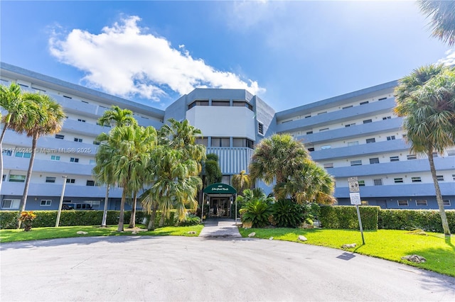 4000 NE 170th St Unit 300, North Miami Beach, FL 33160 - view of property