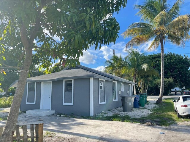 900 NW 80th St, Miami, FL 33150 - photo 5