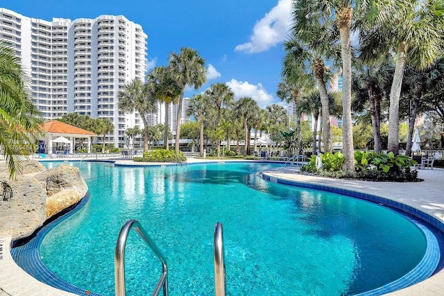 3300 NE 191st St Unit Lp03, Aventura, FL 33180 - view of community pool