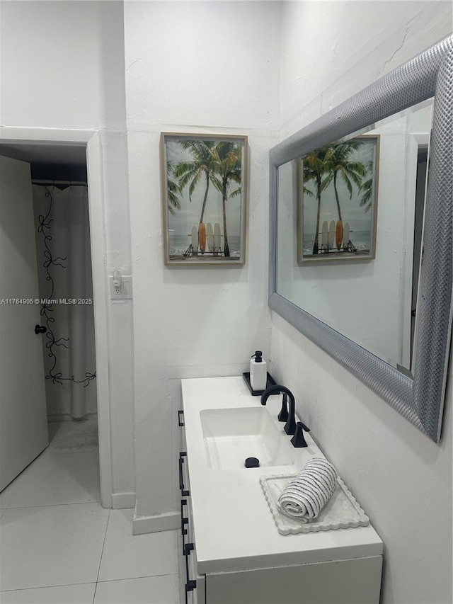 18041 Biscayne Blvd Unit Ph02, Aventura, FL 33160 - full bath featuring vanity