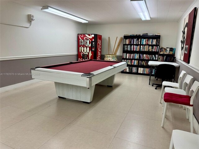 100 Lincoln Rd Unit 1231, Miami Beach, FL 33139 - recreation room featuring billiards table