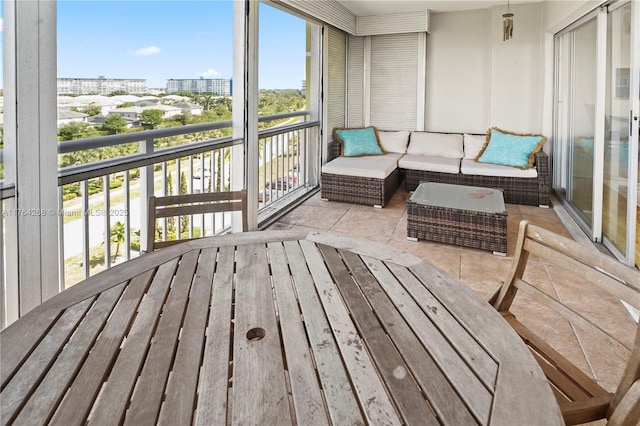 4400 Hillcrest Dr Unit 720C, Hollywood, FL 33021 - sunroom / solarium with outdoor lounge area