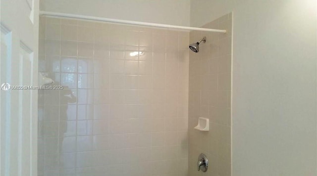 view of full bath