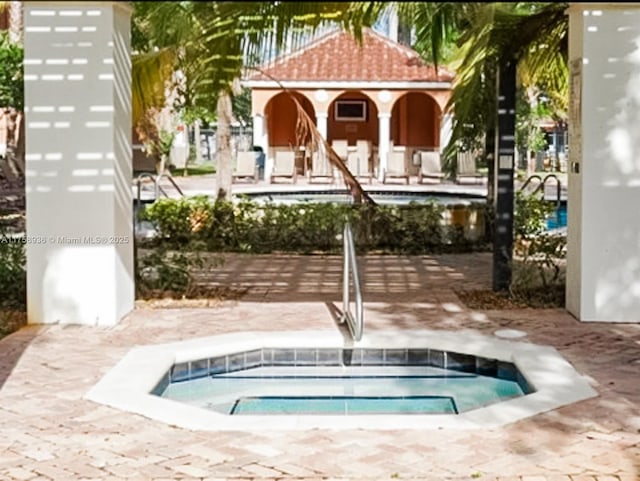 6831 SW 44th St Unit 112, Miami, FL 33155 - exterior space with a sink and a patio area
