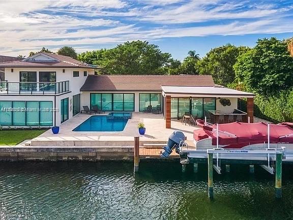1025 Diplomat Pkwy, Hollywood, FL 33019 - photo 8
